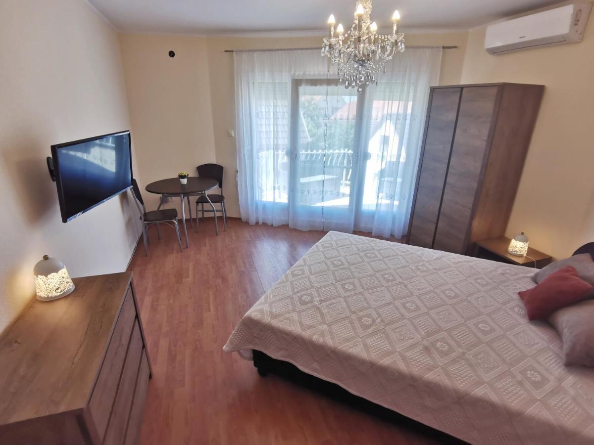Magic Holiday Vendeghaz Hajduszoboszlo Bagian luar foto