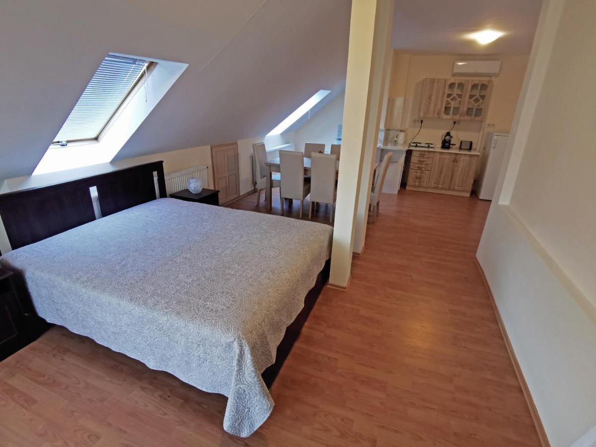 Magic Holiday Vendeghaz Hajduszoboszlo Bagian luar foto